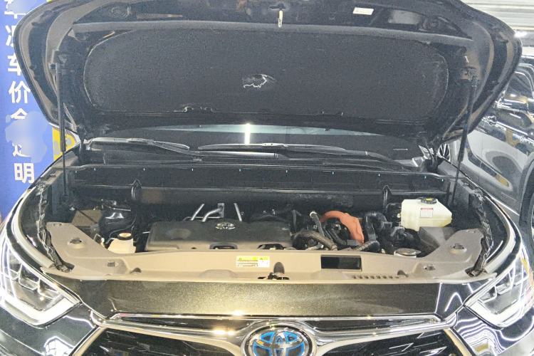 Used Toyota Highlander 2022 Dual-Engine 2.5L Four-Wheel Drive Supreme Edition 7-Seater Engine Bay