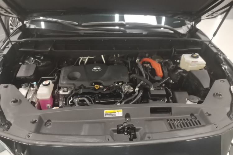 Used Toyota Highlander 2022 Dual-Engine 2.5L Four-Wheel Drive Prestige Version 7 Seats Engine Bay