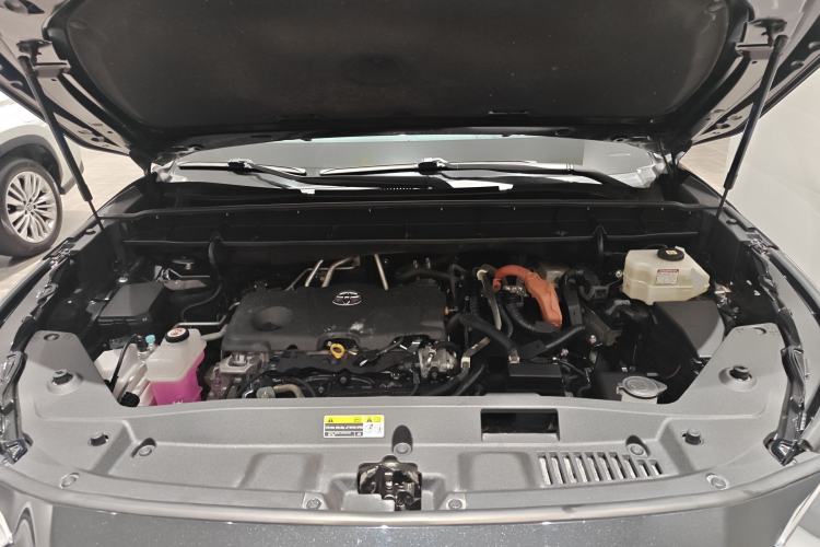 Used Toyota Highlander 2022 Dual-Engine 2.5L Four-Wheel Drive Prestige Version 7 Seats Engine Bay