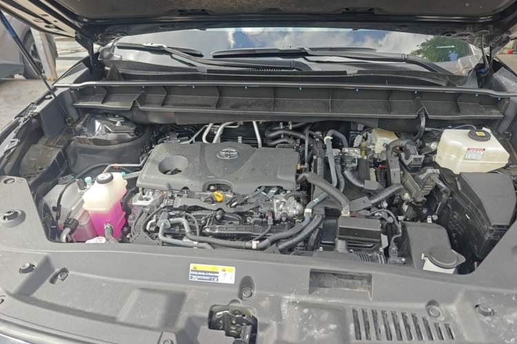 Used Toyota Highlander 2022 Dual-Engine 2.5L Two-Wheel Drive Elite Edition 5 Seats Engine Bay