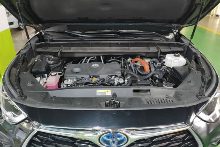 Used Toyota Highlander 2022 Dual-Engine 2.5L Four-Wheel Drive Supreme Edition 7-Seater Engine Bay