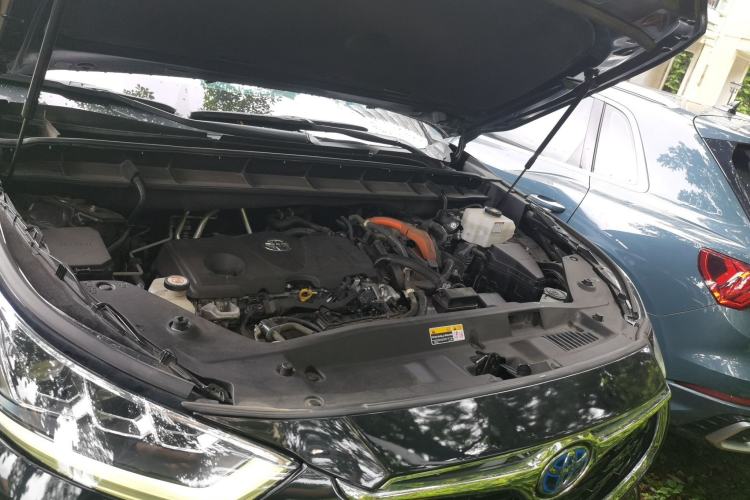 Used Toyota Highlander 2022 Dual-Engine 2.5L Four-Wheel Drive Prestige Version 7 Seats Engine Bay