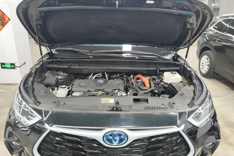 Used Toyota Highlander 2022 Dual-Engine 2.5L Four-Wheel Drive Prestige Version 7 Seats Engine Bay