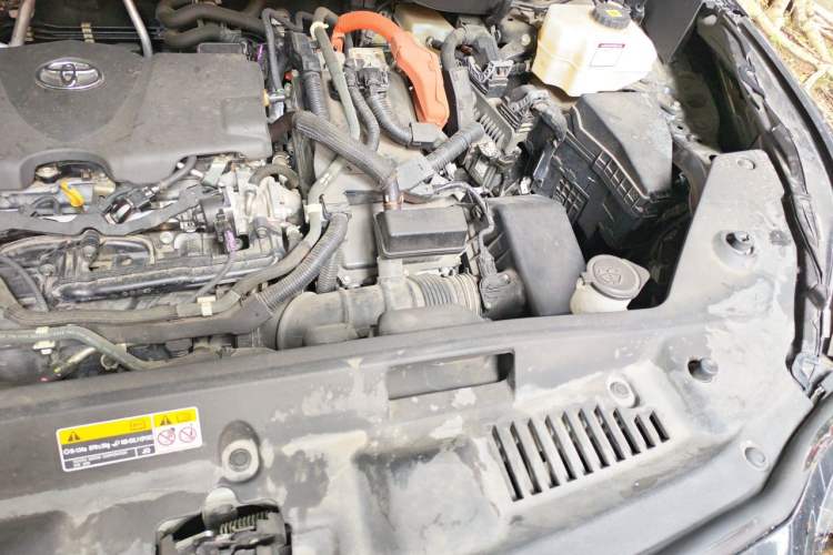 Used Toyota Highlander 2022 Dual-Engine 2.5L Four-Wheel Drive Prestige Version 7 Seats Engine Bay Left