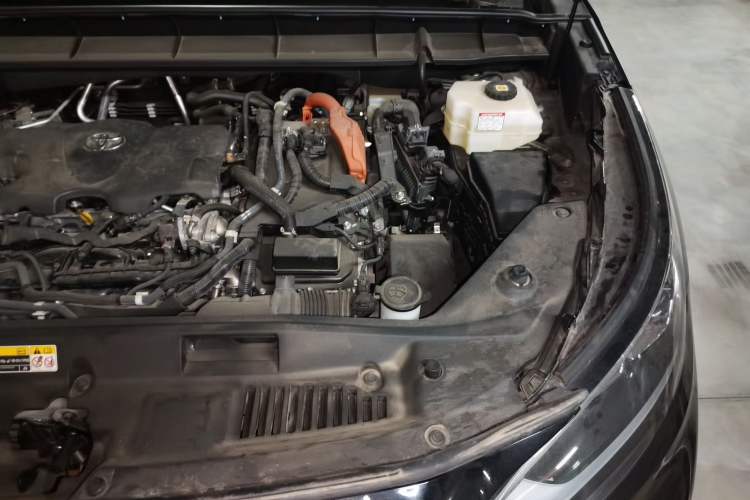 Used Toyota Highlander 2022 Dual-Engine 2.5L Four-Wheel Drive Supreme Edition 7-Seater Engine Bay Left