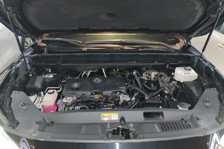 Used Toyota Highlander 2022 Dual-Engine 2.5L Two-Wheel Drive Prestige Edition 7-Seater Engine Bay