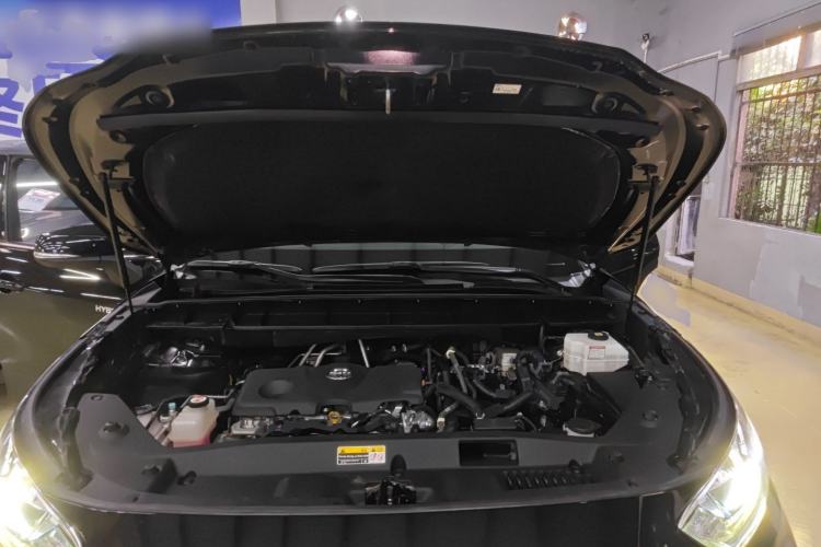 Used Toyota Highlander 2022 Dual-Engine 2.5L Two-Wheel Drive Elite Edition 7-Seater Engine Bay