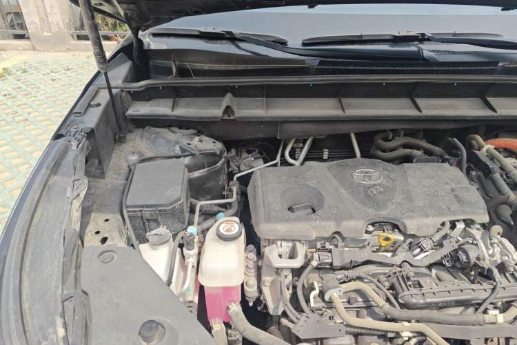 Used Toyota Highlander 2022 Dual-Engine 2.5L Four-Wheel Drive Prestige Version 7 Seats Engine Bay Right