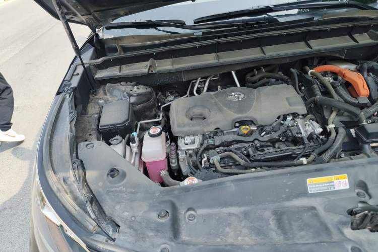 Used Toyota Highlander 2022 Dual-Engine 2.5L Four-Wheel Drive Prestige Version 7 Seats Engine Bay Right