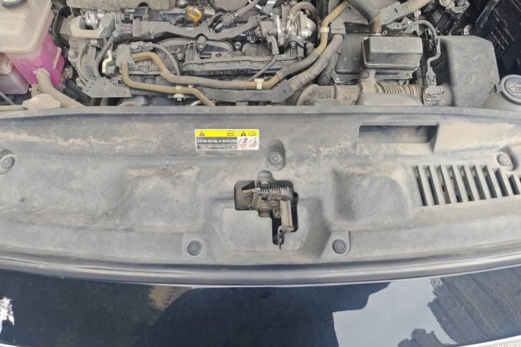 Used Toyota Highlander 2022 Dual-Engine 2.5L Four-Wheel Drive Prestige Version 7 Seats Engine Bay