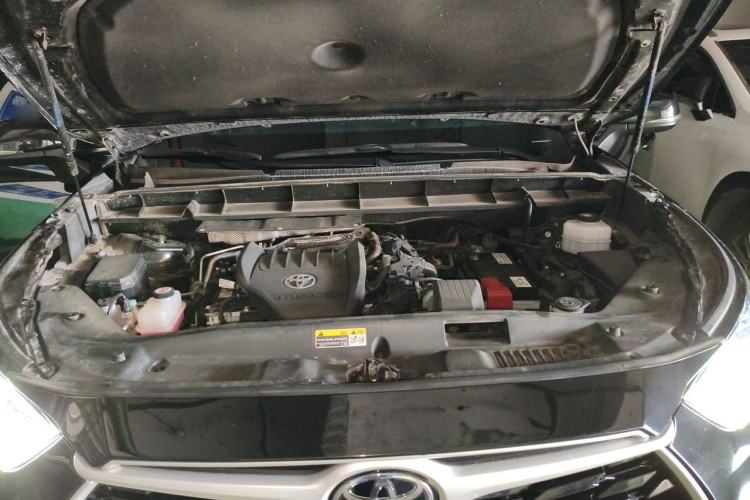Used Toyota Highlander 2022 380T Four-Wheel Drive Prestige Edition 7-Seater Engine Bay