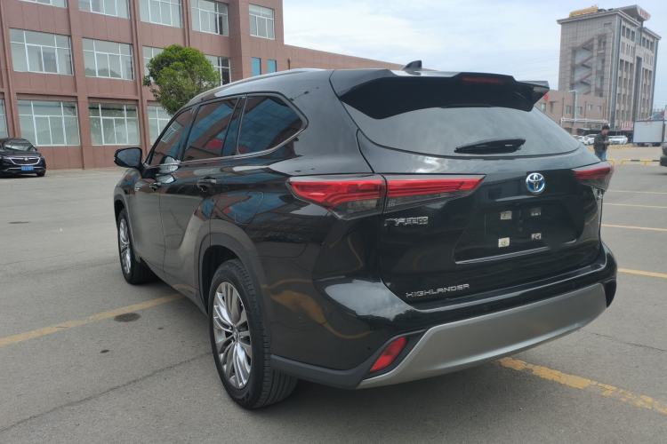 Used Toyota Highlander 2022 Dual-Engine 2.5L Two-Wheel Drive Prestige Edition 7-Seater Exterior 2