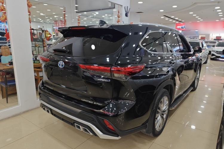 Used Toyota Highlander 2022 Dual-Engine 2.5L Four-Wheel Drive Supreme Edition 7-Seater Exterior 3