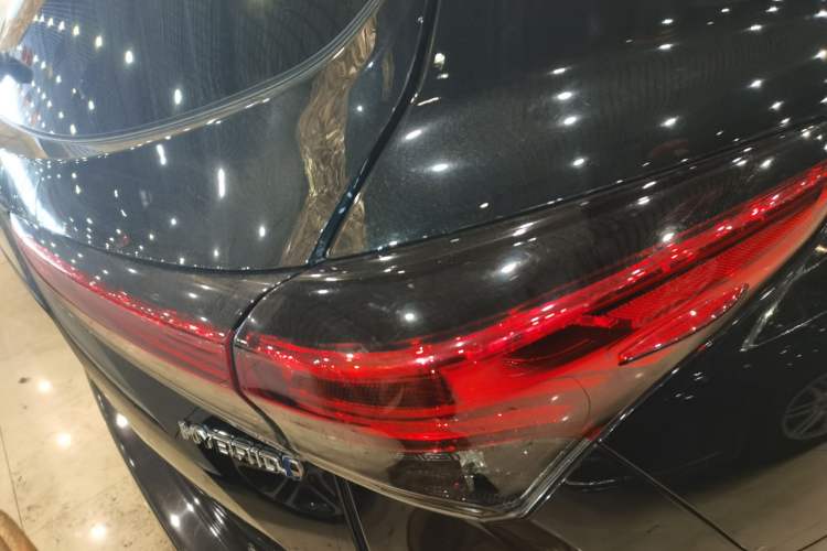 Used Toyota Highlander 2022 Dual-Engine 2.5L Four-Wheel Drive Prestige Version 7 Seats Exterior 3
