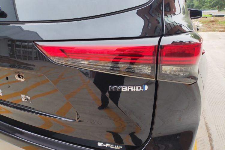 Used Toyota Highlander 2022 Dual-Engine 2.5L Four-Wheel Drive Prestige Version 7 Seats Exterior 3