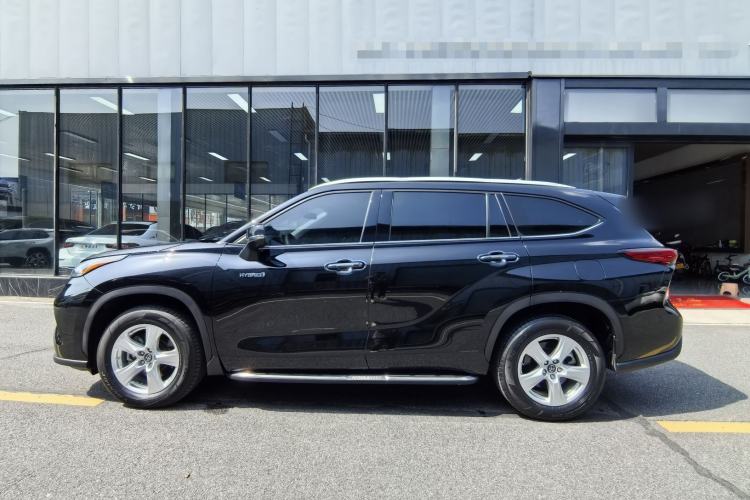 Used Toyota Highlander 2022 Dual-Engine 2.5L Two-Wheel Drive Elite Edition 5 Seats Exterior 3