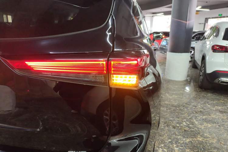 Used Toyota Highlander 2022 380T Four-Wheel Drive Prestige Edition 7-Seater Exterior 3