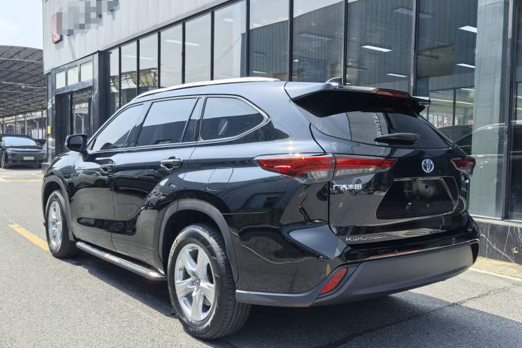 Used Toyota Highlander 2022 Dual-Engine 2.5L Two-Wheel Drive Elite Edition 5 Seats Exterior 4