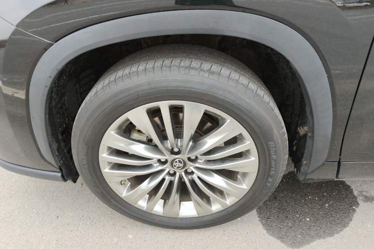 Used Toyota Highlander 2022 Dual-Engine 2.5L Four-Wheel Drive Supreme Edition 7-Seater Exterior 4