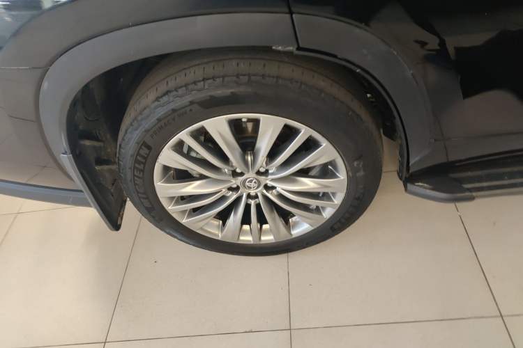 Used Toyota Highlander 2022 Dual-Engine 2.5L Four-Wheel Drive Prestige Version 7 Seats Exterior 5
