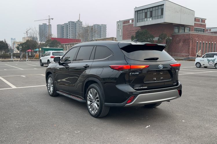 Used Toyota Highlander 2022 Dual-Engine 2.5L Four-Wheel Drive Prestige Version 7 Seats Exterior 5
