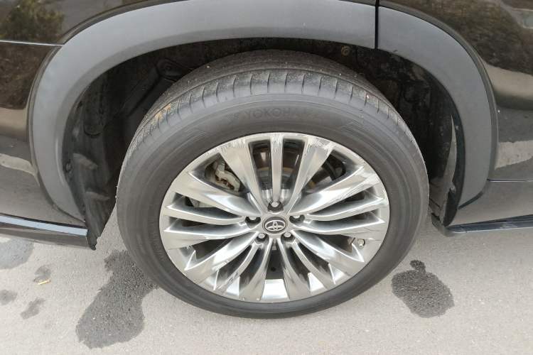 Used Toyota Highlander 2022 Dual-Engine 2.5L Four-Wheel Drive Supreme Edition 7-Seater Exterior 5