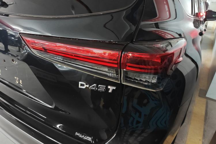 Used Toyota Highlander 2022 Dual-Engine 2.5L Four-Wheel Drive Supreme Edition 7-Seater Exterior 6
