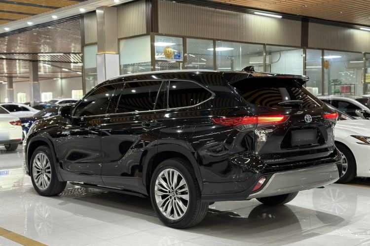 Used Toyota Highlander 2022 Dual-Engine 2.5L Four-Wheel Drive Prestige Version 7 Seats Exterior 6