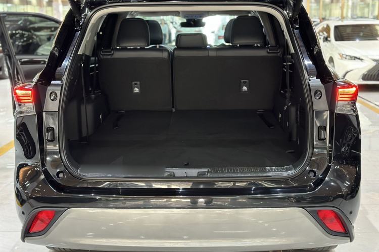 Used Toyota Highlander 2022 Dual-Engine 2.5L Four-Wheel Drive Prestige Version 7 Seats Exterior 7