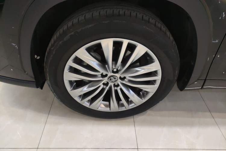 Used Toyota Highlander 2022 380T 4x4 Luxury Edition 7 Seats Exterior 7