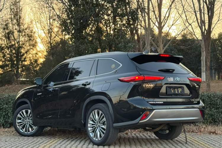 Used Toyota Highlander 2022 Dual-Engine 2.5L Four-Wheel Drive Prestige Version 7 Seats Exterior 7