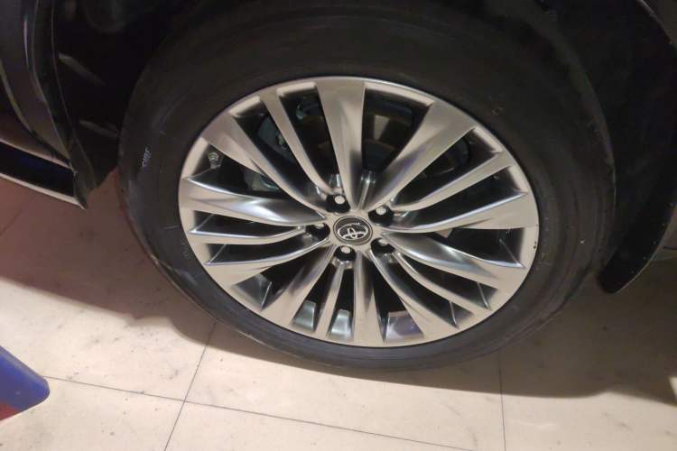 Used Toyota Highlander 2022 Dual-Engine 2.5L Four-Wheel Drive Prestige Version 7 Seats Exterior 8