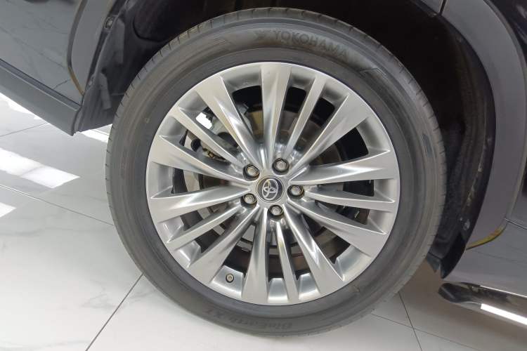Used Toyota Highlander 2022 Dual-Engine 2.5L Four-Wheel Drive Prestige Version 7 Seats Exterior 8