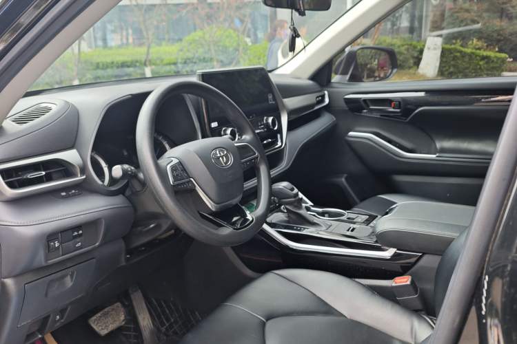 Used Toyota Highlander 2022 Dual-Engine 2.5L Two-Wheel Drive Elite Edition 5 Seats Exterior 8