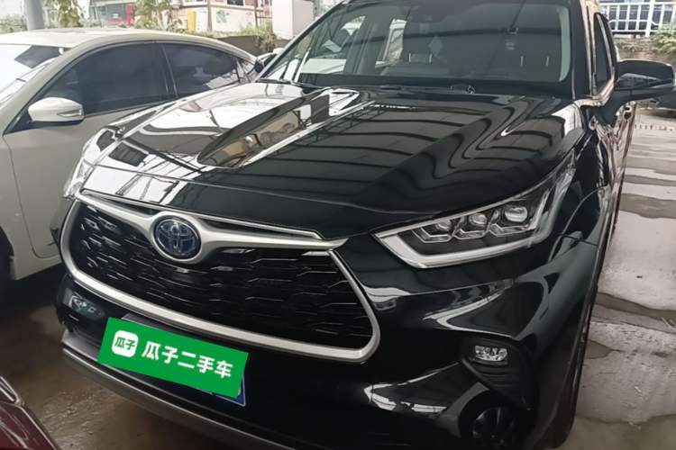 Used Toyota Highlander 2022 Dual-Engine 2.5L Four-Wheel Drive Prestige Version 7 Seats Front