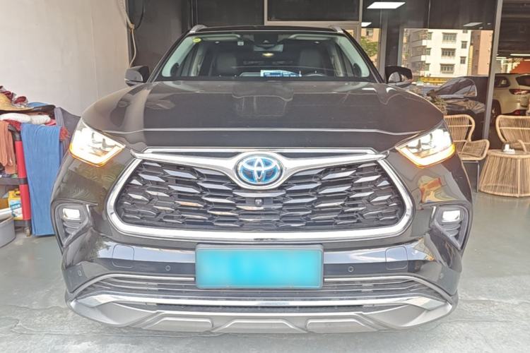 Used Toyota Highlander 2022 Dual-Engine 2.5L Four-Wheel Drive Supreme Edition 7-Seater Front