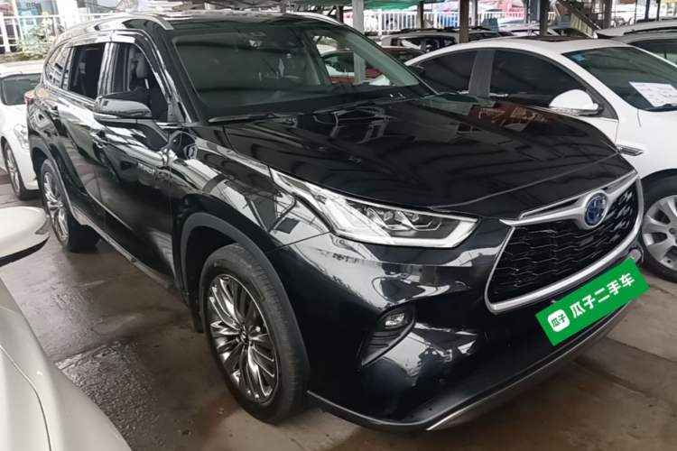 Used Toyota Highlander 2022 Dual-Engine 2.5L Four-Wheel Drive Prestige Version 7 Seats Front Right 45 Deg