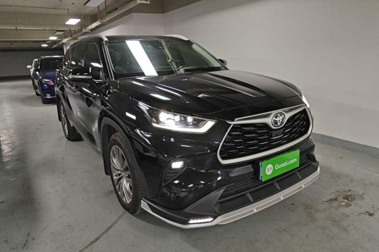 Used Toyota Highlander 2022 380T Four-Wheel Drive Prestige Edition 7-Seater Front Right 45 Deg