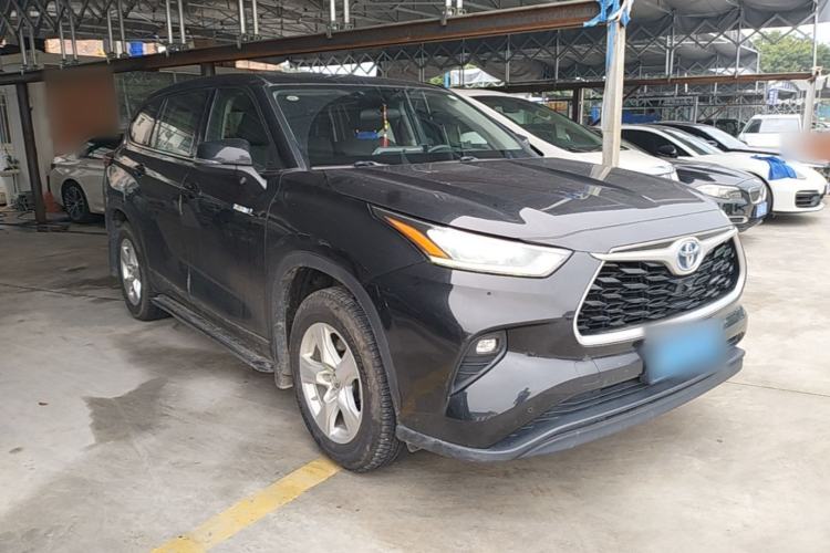 Used Toyota Highlander 2022 Dual-Engine 2.5L 4x4 Elite Edition 7-Seater Front Right 45 Deg