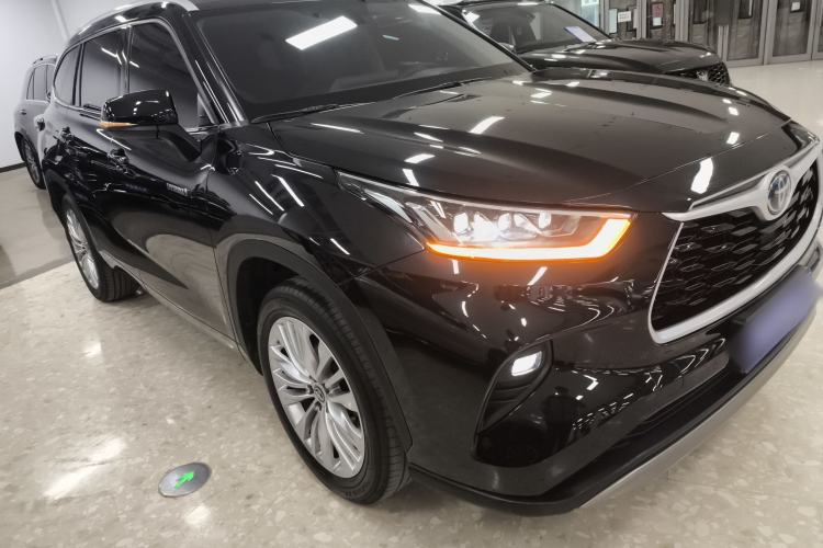 Used Toyota Highlander 2022 Dual-Engine 2.5L Four-Wheel Drive Prestige Version 7 Seats Front Right 45 Deg