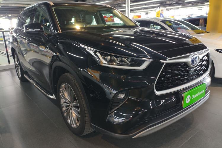 Used Toyota Highlander 2022 Dual-Engine 2.5L Two-Wheel Drive Prestige Edition 7-Seater Front Right 45 Deg