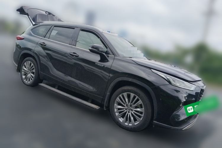 Used Toyota Highlander 2022 Dual-Engine 2.5L Two-Wheel Drive Prestige Edition 7-Seater Front Right 45 Deg