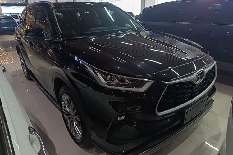 Used Toyota Highlander 2022 380T Four-Wheel Drive Prestige Edition 7-Seater Front Right 45 Deg