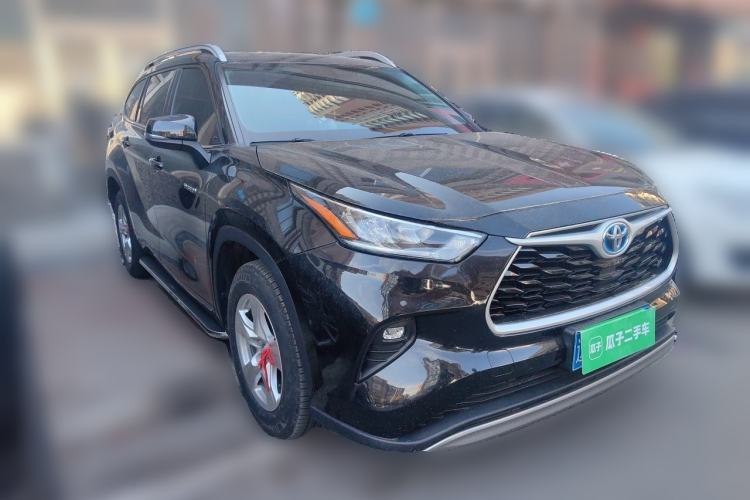 Used Toyota Highlander 2022 Dual-Engine 2.5L Two-Wheel Drive Elite Edition 7-Seater Front Right 45 Deg