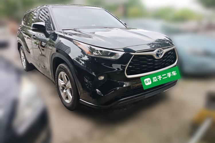 Used Toyota Highlander 2022 Dual-Engine 2.5L 4x4 Elite Edition 7-Seater Front Right 45 Deg
