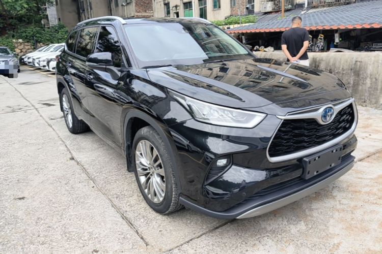 Used Toyota Highlander 2022 Dual-Engine 2.5L Four-Wheel Drive Supreme Edition 7-Seater Front Right 45 Deg