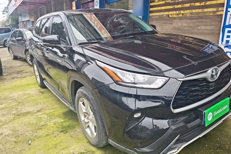 Used Toyota Highlander 2022 Dual-Engine 2.5L 4x4 Elite Edition 7-Seater Front Right 45 Deg