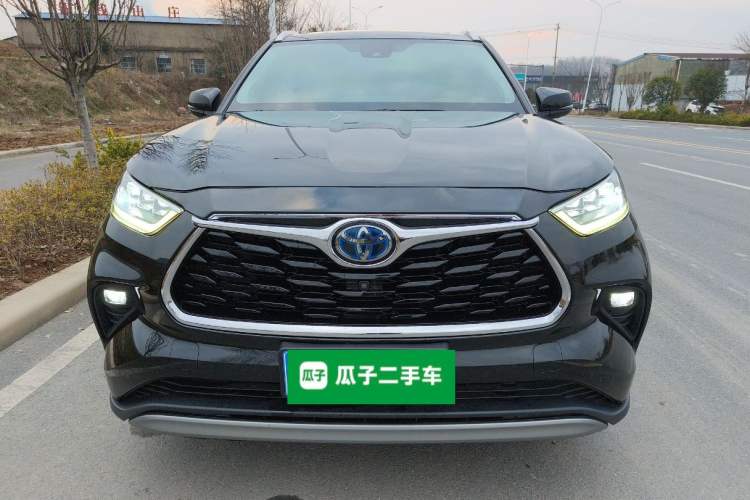 Used Toyota Highlander 2022 Dual-Engine 2.5L Four-Wheel Drive Supreme Edition 7-Seater Front
