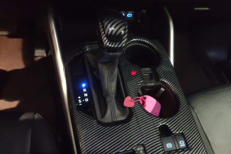 Used Toyota Highlander 2022 Dual-Engine 2.5L Four-Wheel Drive Prestige Version 7 Seats Gear Lever