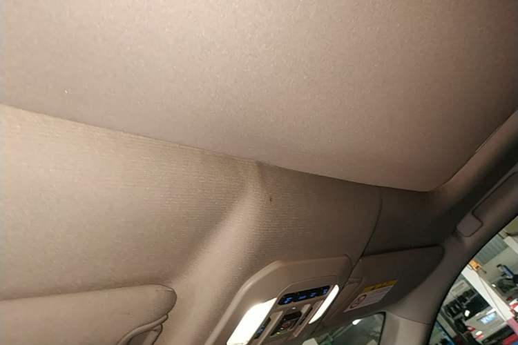 Used Toyota Highlander 2022 Dual-Engine 2.5L Four-Wheel Drive Prestige Version 7 Seats Headliner